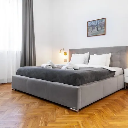 Househost Boguslawskiego 76 Cracovia